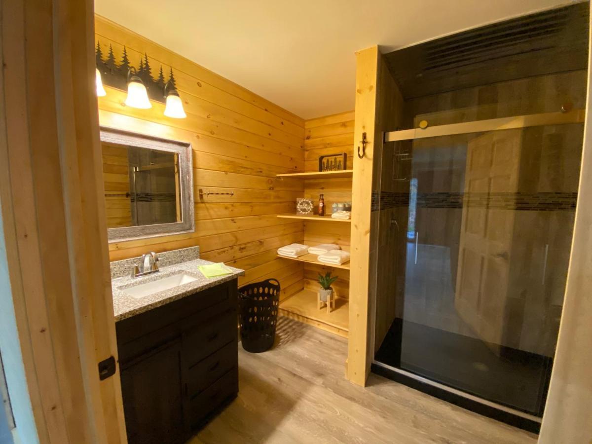 Pine Creek Cabins & Camping Resort South Bloomingville 외부 사진