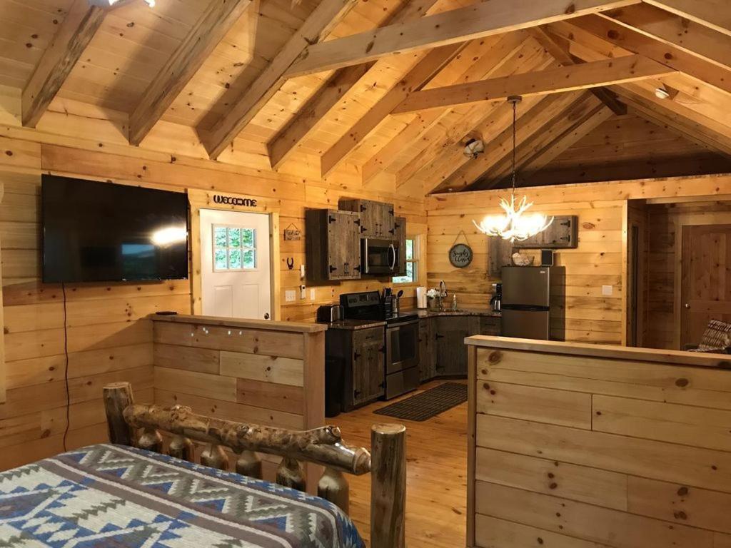 Pine Creek Cabins & Camping Resort South Bloomingville 외부 사진