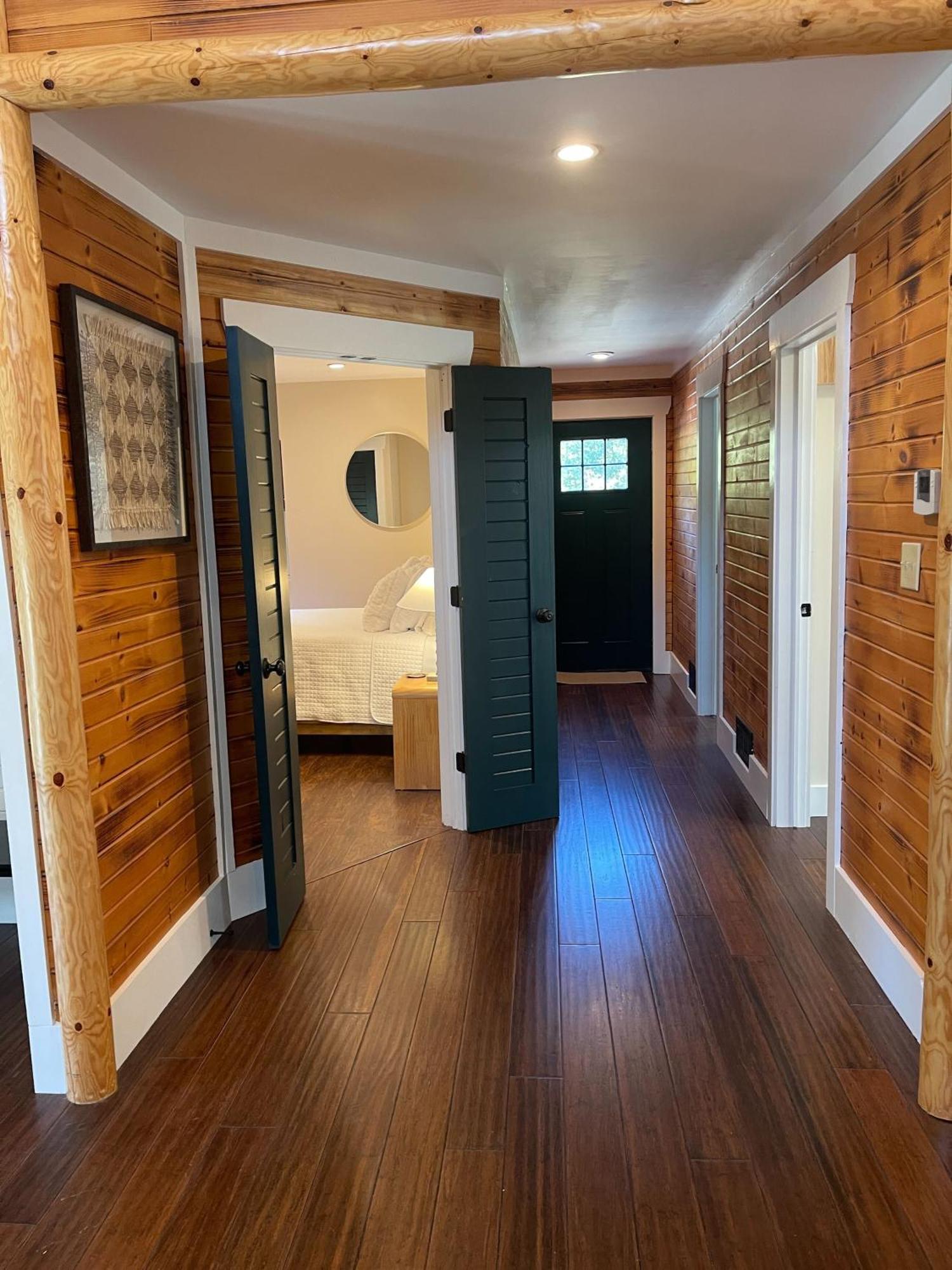 Pine Creek Cabins & Camping Resort South Bloomingville 외부 사진