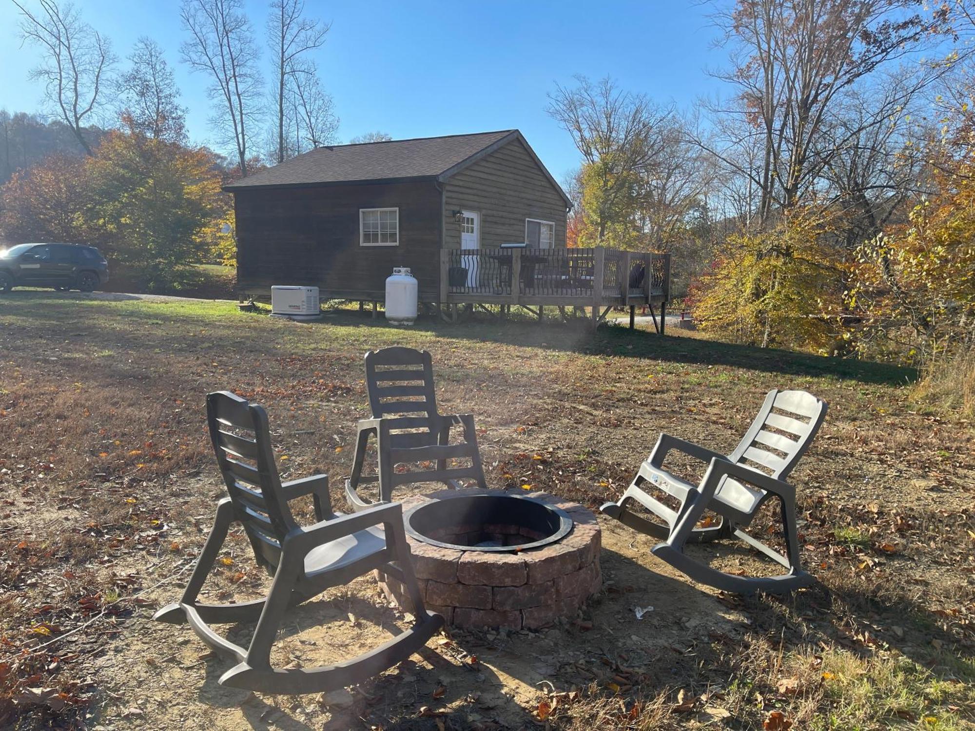 Pine Creek Cabins & Camping Resort South Bloomingville 외부 사진
